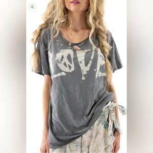 Magnolia Pearl Tee/one size/great condition/color Ozzy gray